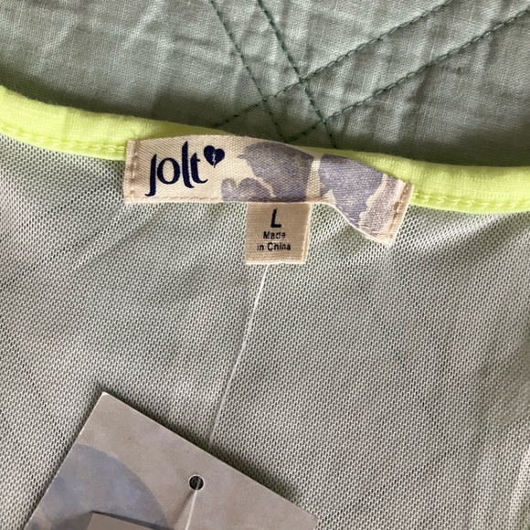 Jolt Tank - Picture 5 of 6